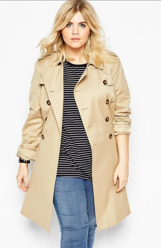 Бежевый плащ для полных девушек