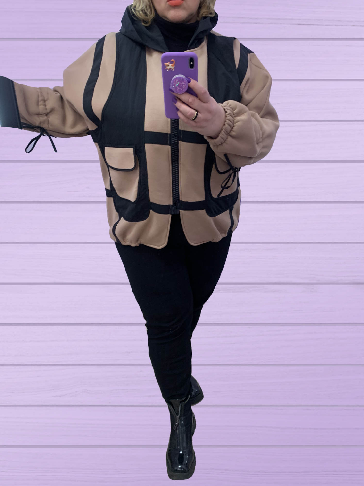 Курткацена: 10700 руб.