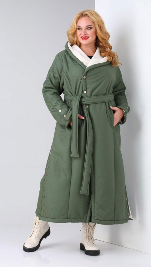 Удлиненный плащ для полных девушек