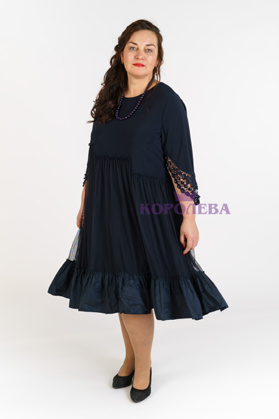 платьецена: 5600 руб.