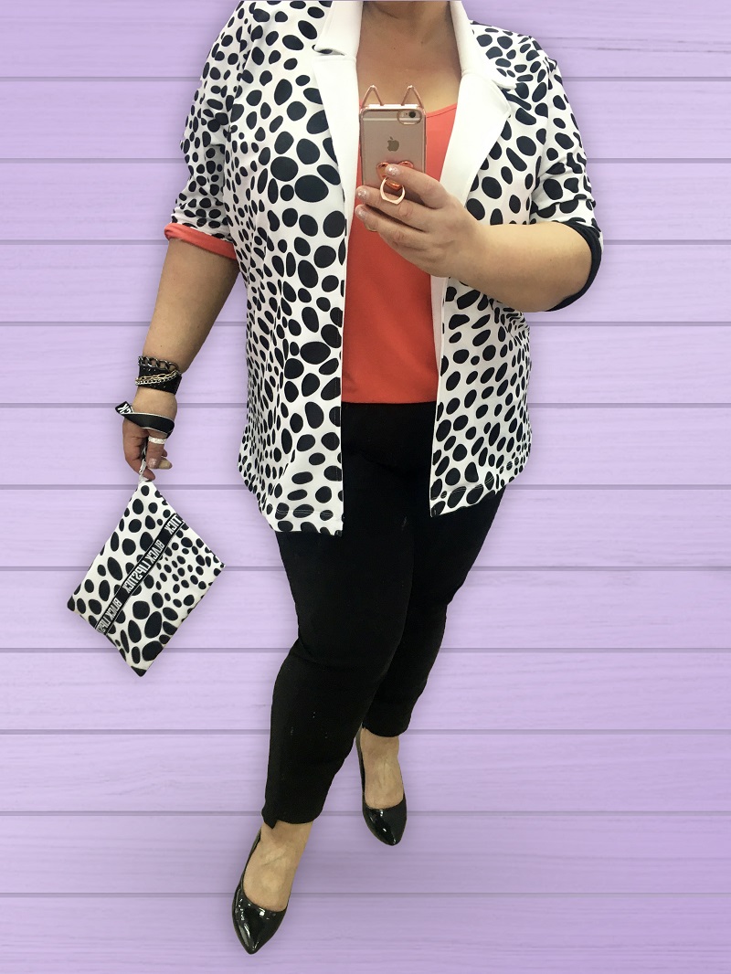 Костюмцена: 7900 руб.