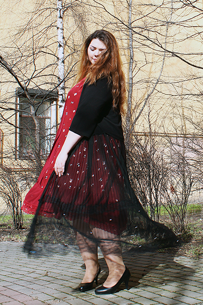 Платьецена: 8900 руб.